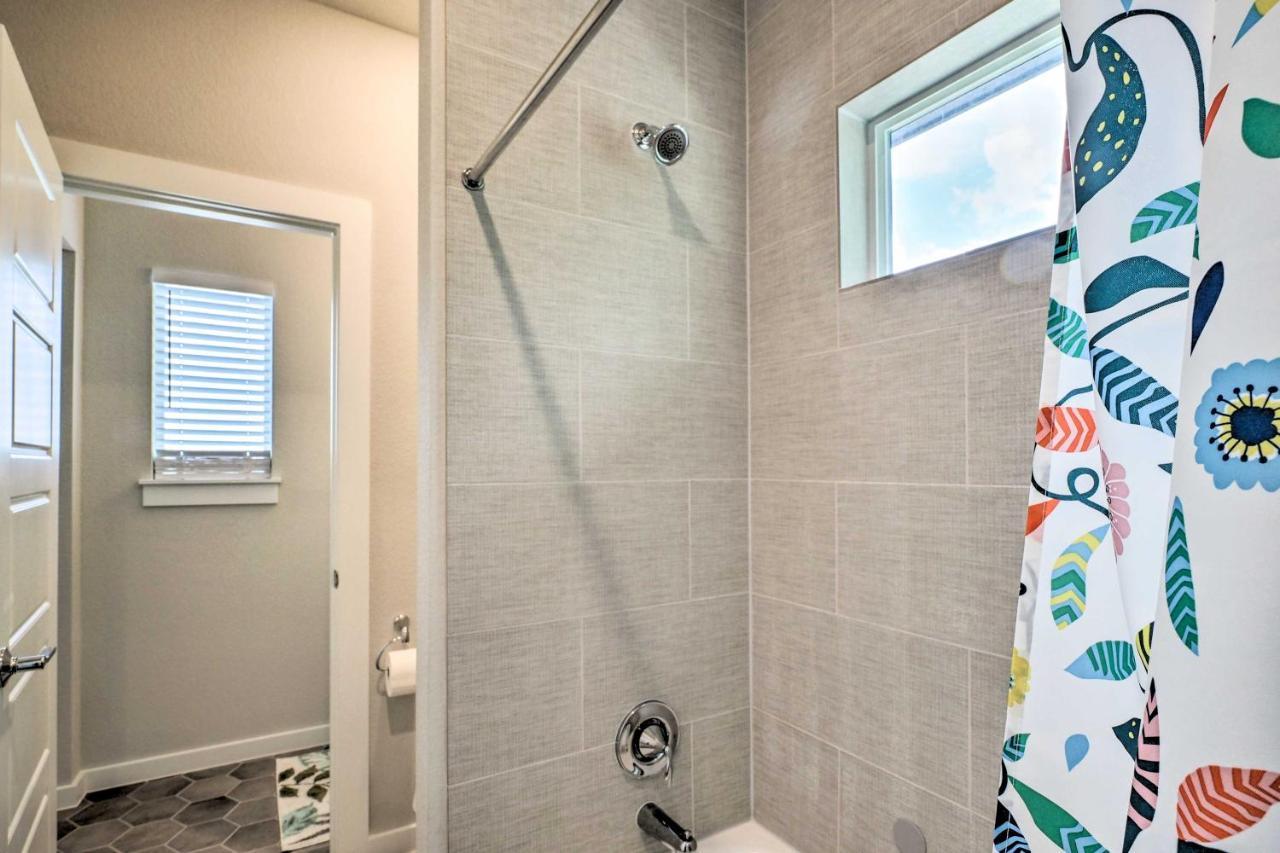 Gorgeous Georgetown Home, Walk To The Square! Екстер'єр фото